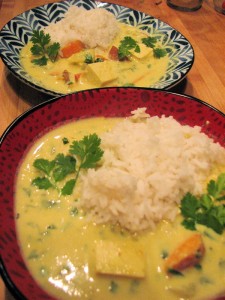 Photo of Thai coconut soup with sweet potatoes and tofu; sticky rice